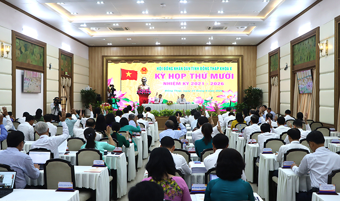 The 10th Session of the Provincial People's Council has approved 31 Resolutions